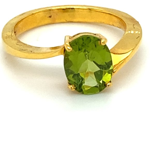 Peridot 1.65ct Solid 18K Yellow Gold Ring